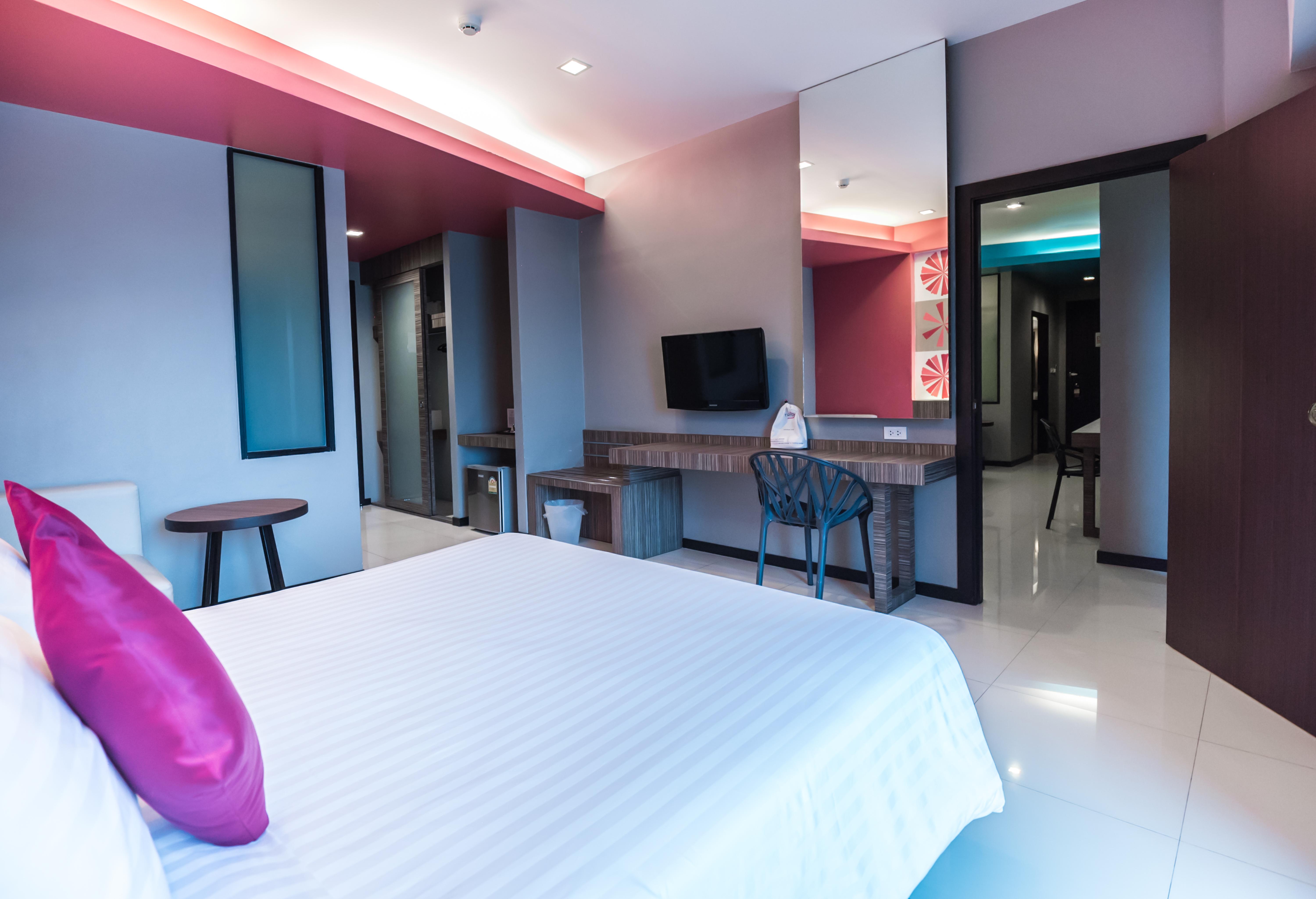Hotel J Residence Pattaya - SHA Extra Plus Bagian luar foto