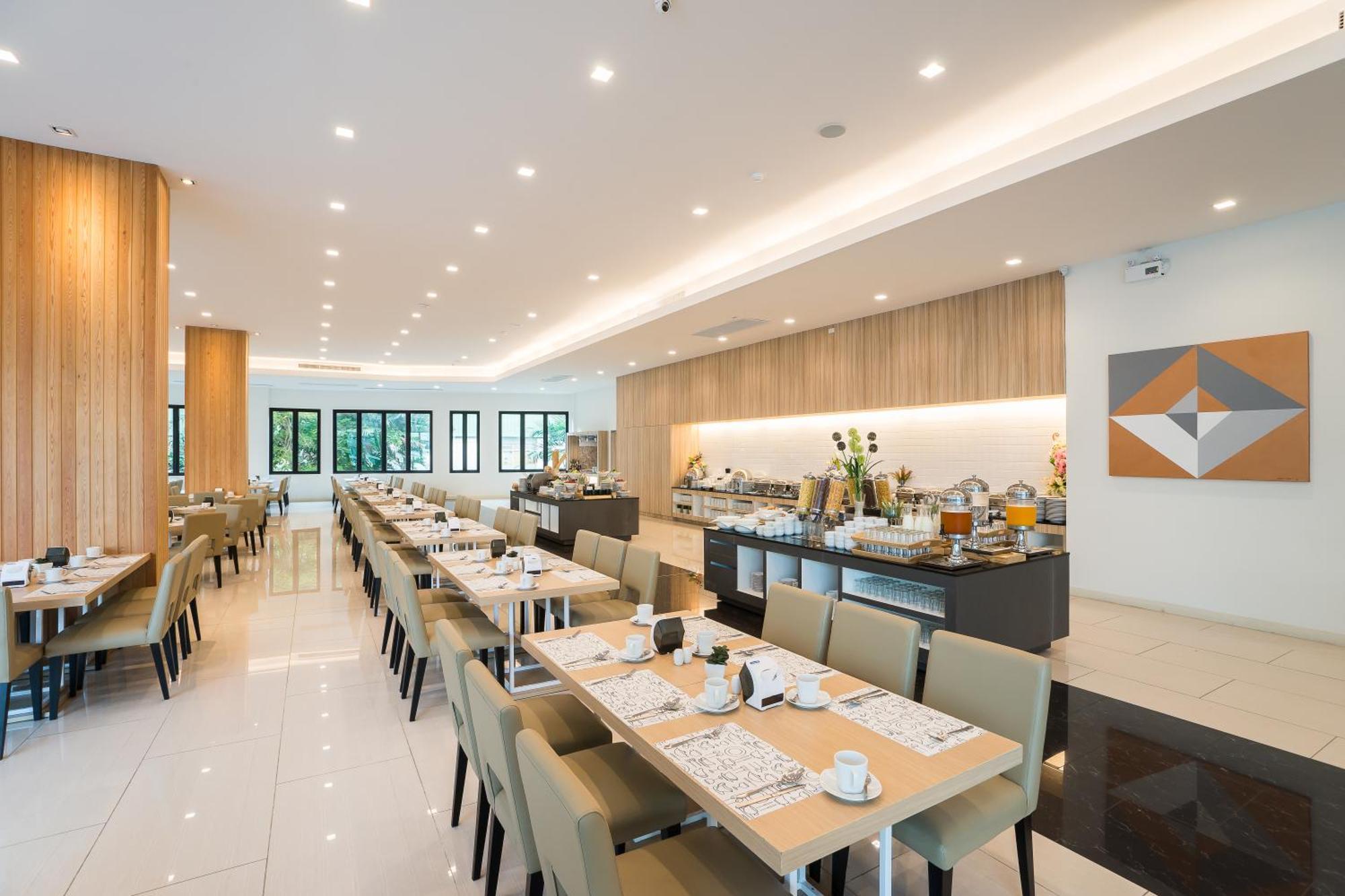 Hotel J Residence Pattaya - SHA Extra Plus Bagian luar foto