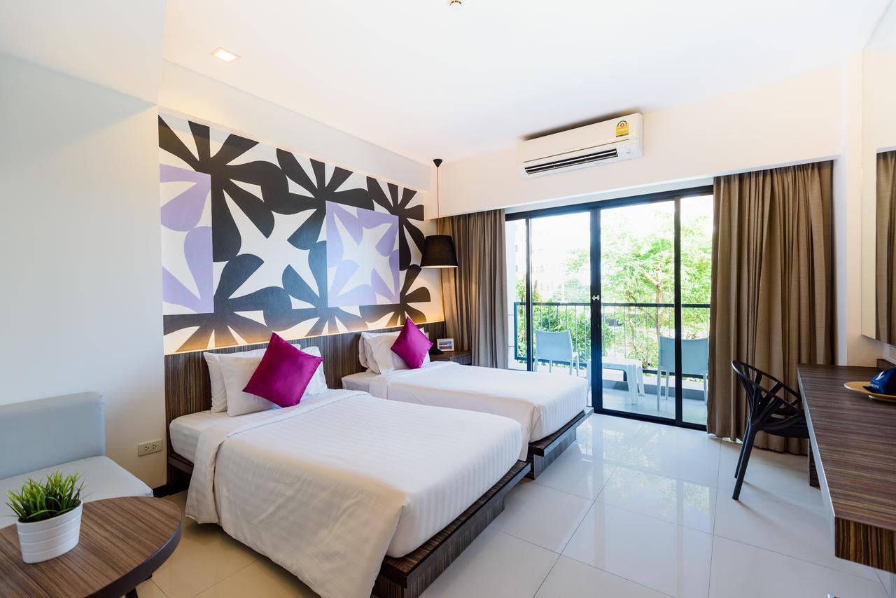 Hotel J Residence Pattaya - SHA Extra Plus Bagian luar foto