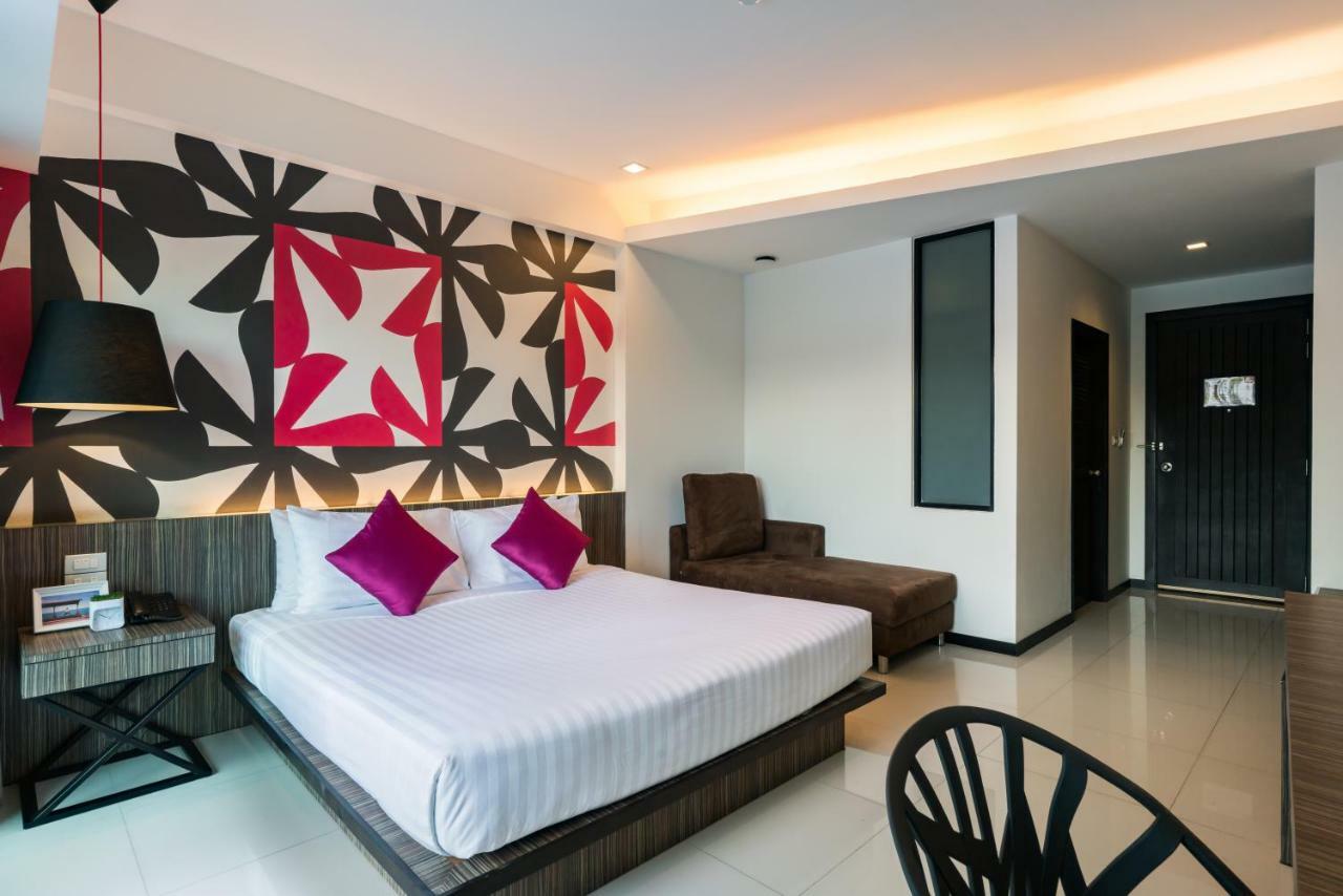 Hotel J Residence Pattaya - SHA Extra Plus Bagian luar foto